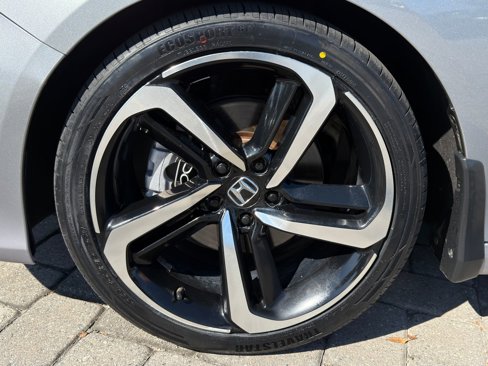 Used 2019 Honda Accord Sport image 12