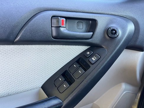 Used 2012 Kia Forte EX image 24