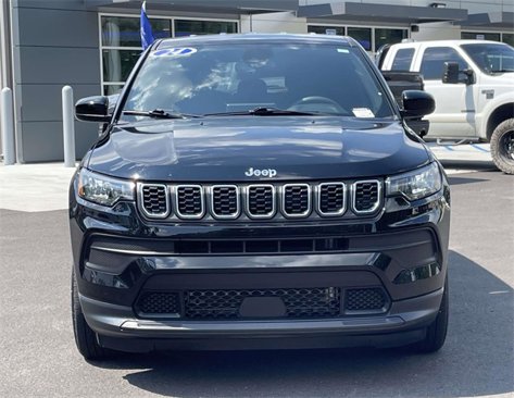 Used 2024 Jeep Compass Sport image 30