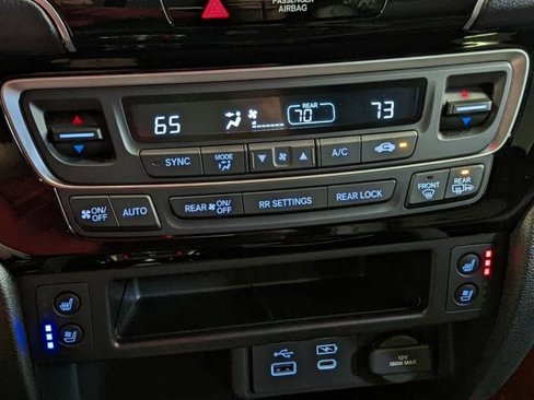 Certified 2025 Honda Passport Black Edition image 22