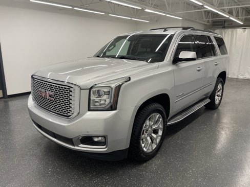 Used 2015 GMC Yukon SLT w/ Open Road Package image 4