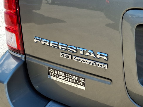 Used 2004 Ford Freestar SEL image 29