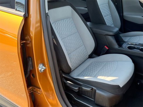 Used 2018 Chevrolet Equinox LS image 25