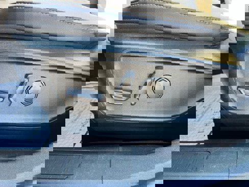 Used 2020 Ford Escape SEL image 11