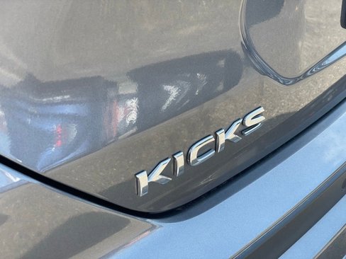 Certified 2022 Nissan Kicks S image 28