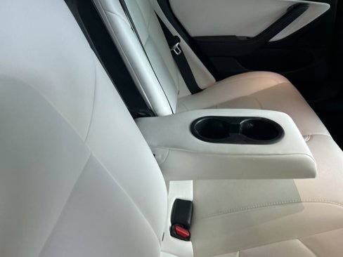 Used 2020 Tesla Model 3 Long Range image 28