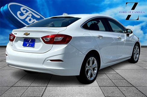Used 2016 Chevrolet Cruze Premier image 2