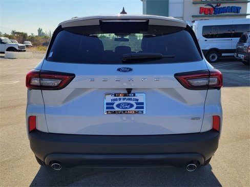 New 2025 Ford Escape ST-Line w/ Equipment Group 301A image 10