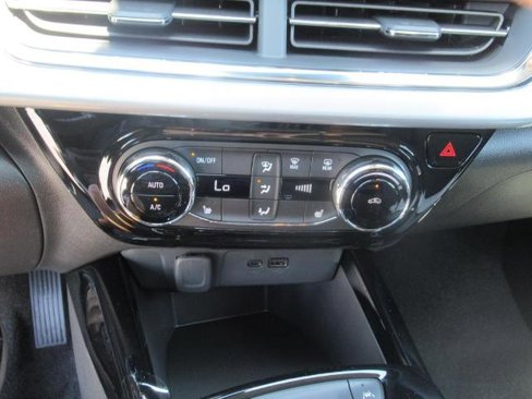 New 2025 Chevrolet Trax LT w/ Driver Confidence Package image 24