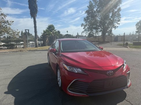 Used 2023 Toyota Camry LE image 6