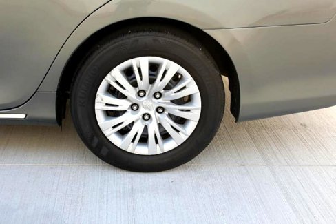 Used 2014 Toyota Camry LE image 31