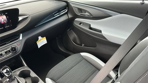 New 2025 Buick Envista Preferred w/ Convenience I Package image 17
