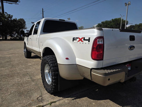 Used 2011 Ford F350 King Ranch w/ King Ranch w/Chrome Pkg image 9