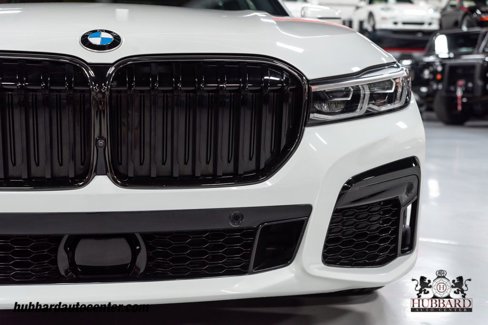 Used 2022 BMW 750i xDrive w/ M Sport Package image 33