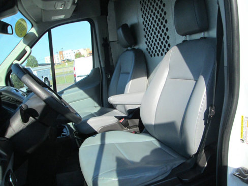 Used 2018 Ford Transit 250 148 Medium Roof image 24