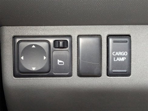 Used 2019 Nissan Frontier SL image 35