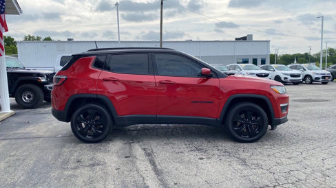 Used 2018 Jeep Compass Latitude image 8