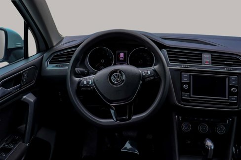 Used 2018 Volkswagen Tiguan S image 17