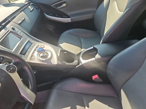 Used 2012 Toyota Prius Five image 22