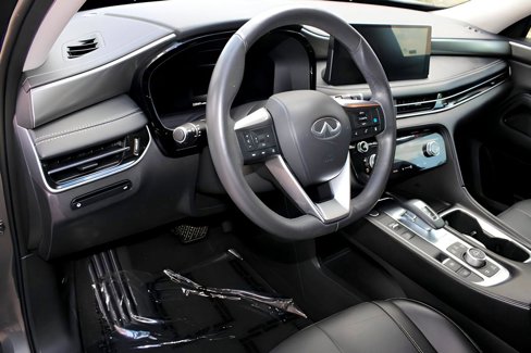 Used 2023 INFINITI QX60 Luxe w/ Cargo Package image 4
