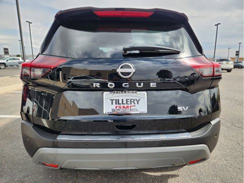 Used 2023 Nissan Rogue SV image 14