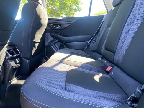 Used 2022 Subaru Outback Premium image 21