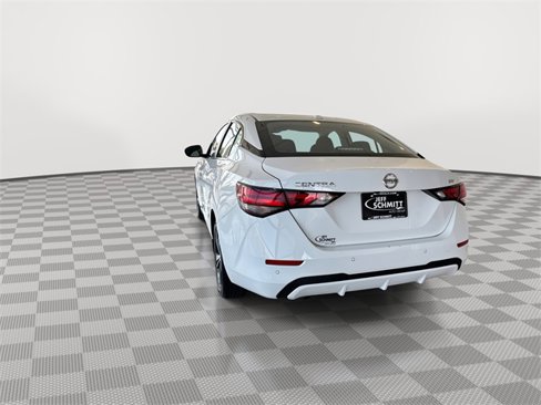 Used 2022 Nissan Sentra SV image 9