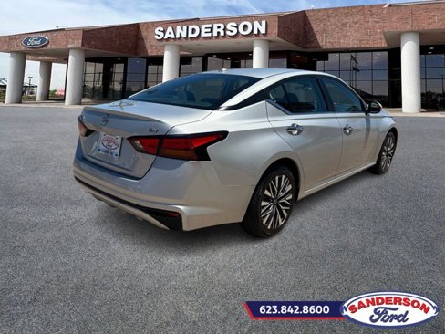 Used 2023 Nissan Altima 2.5 SV image 3
