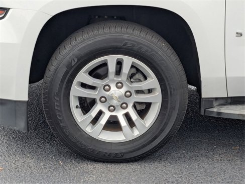 Used 2016 Chevrolet Suburban LT w/ Max Trailering Package image 10