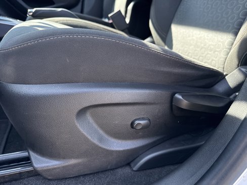 Used 2021 Chevrolet Trax LS image 24
