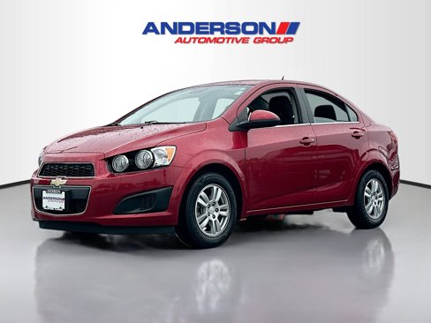 Used 2013 Chevrolet Sonic LT image 11