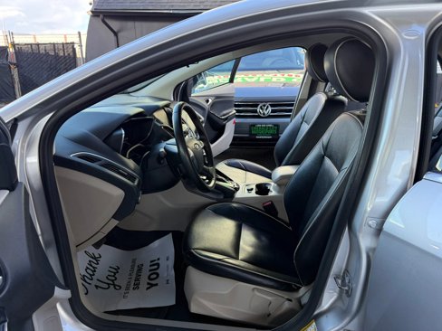 Used 2014 Ford Focus Electric Hatchback image 7