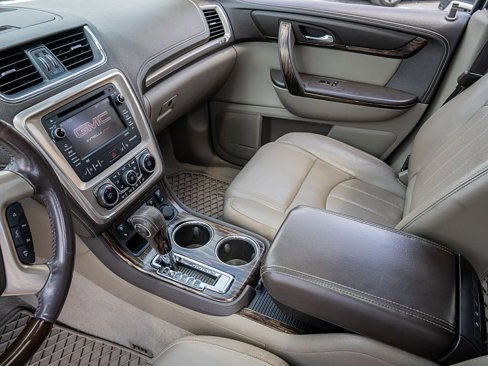 Used 2014 GMC Acadia Denali image 18