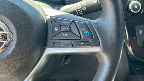 Used 2020 Nissan Rogue Sport SV w/ Technology Package image 18