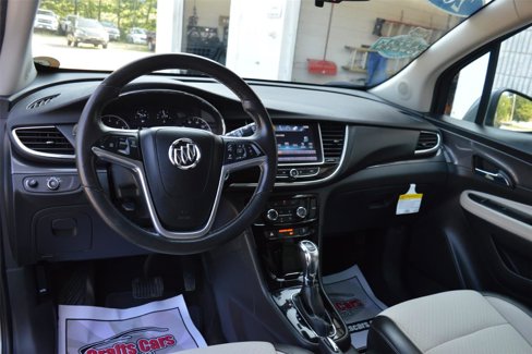 Used 2020 Buick Encore Preferred image 13