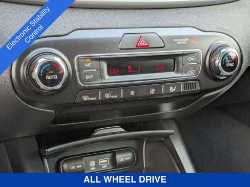 Used 2019 Kia Sorento LX image 25
