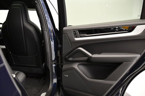 Certified 2024 Porsche Cayenne S image 54