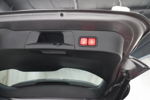 Used 2021 Mercedes-Benz GLB 250 4MATIC image 6