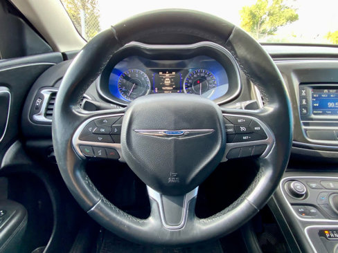 Used 2015 Chrysler 200 Limited w/ Convenience Group image 39