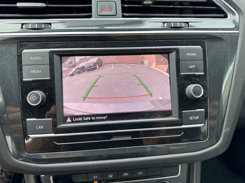 Used 2019 Volkswagen Tiguan S w/ Driver Assistance Package image 21