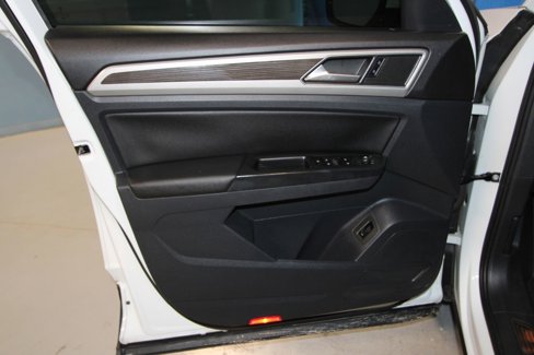 Used 2019 Volkswagen Atlas SEL image 5