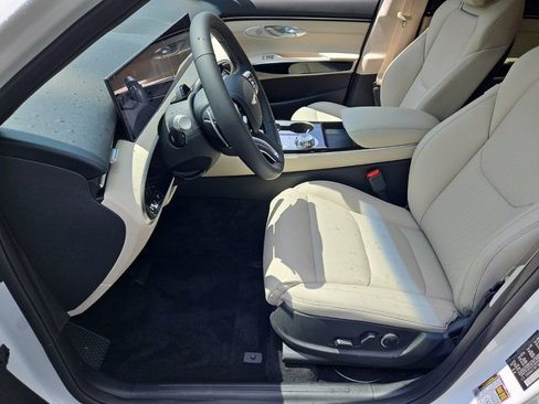 New 2026 Genesis GV70 2.5T image 6