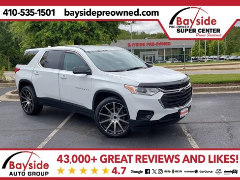 Used 2021 Chevrolet Traverse LS image 1