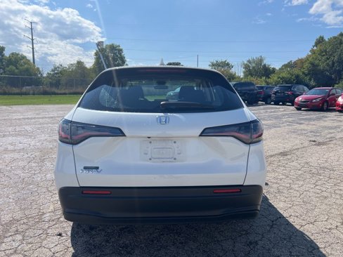 Used 2023 Honda HR-V LX image 4