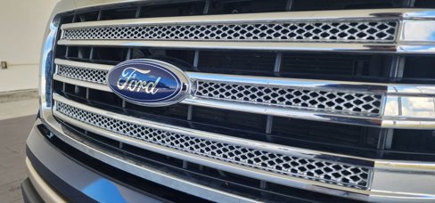 Used 2014 Ford F150 Lariat w/ Equipment Group 502A Luxury image 2