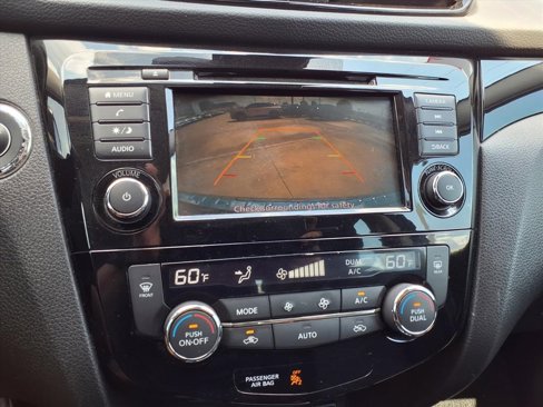 Used 2019 Nissan Rogue Sport SV image 5