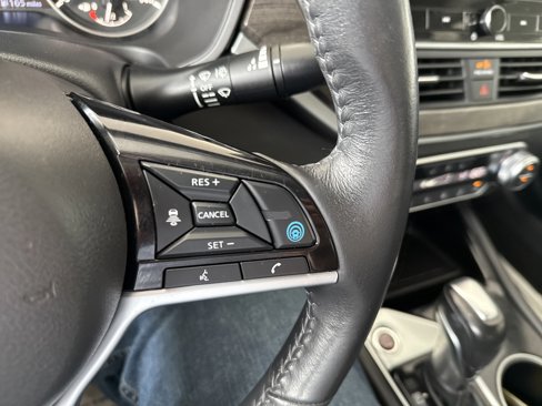 Used 2023 Nissan Altima 2.5 SL image 29