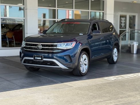 Used 2021 Volkswagen Atlas SE image 2