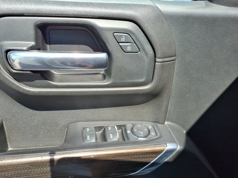 Used 2019 Chevrolet Silverado 1500 LT w/ All-Star Edition image 12