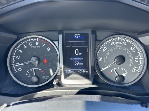 Used 2022 Toyota Tacoma TRD Off-Road image 35